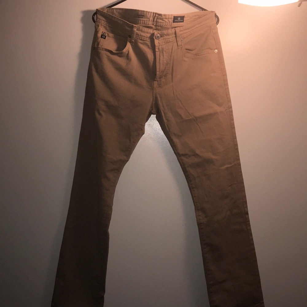 Khaki jeans